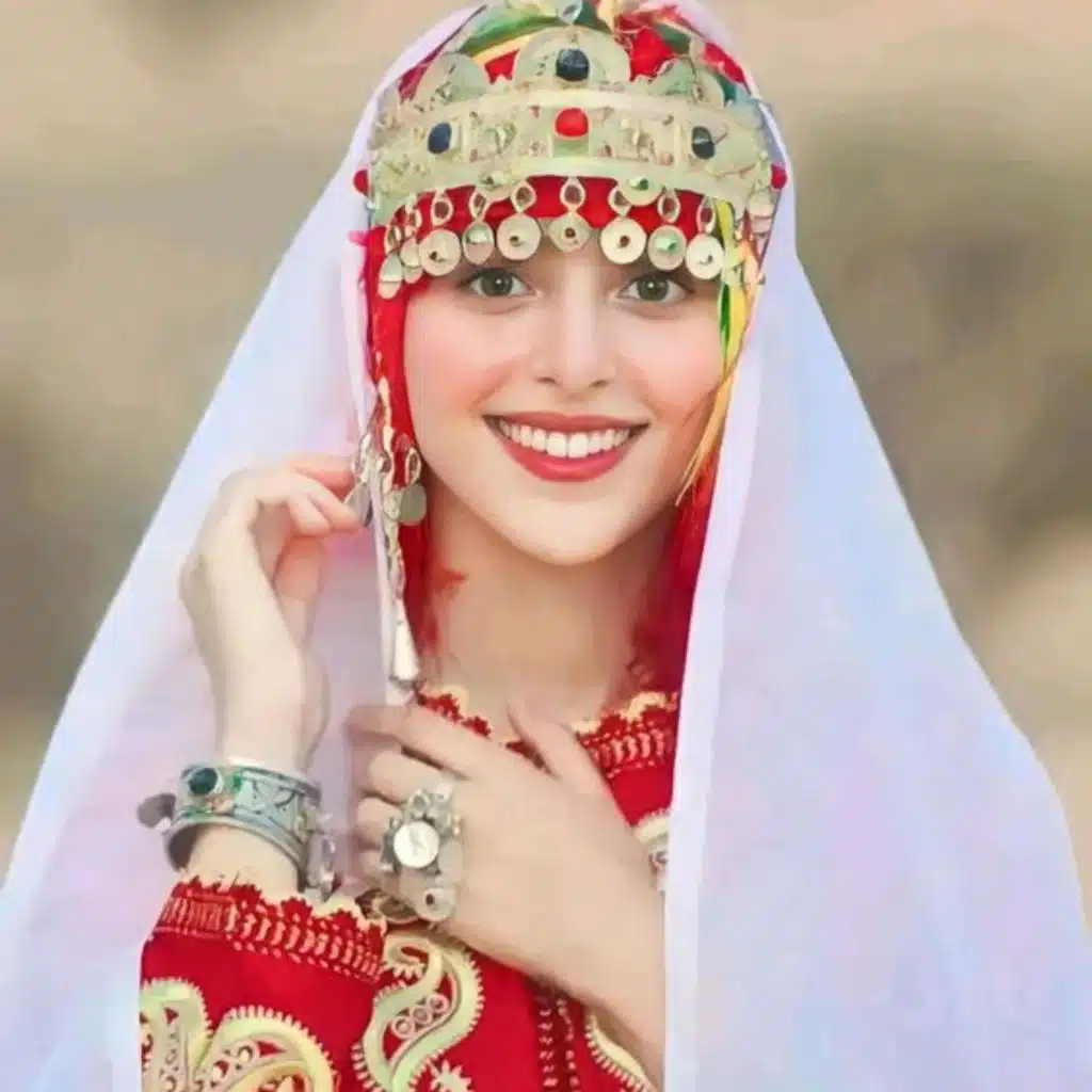 جديد الفنانة عيشة مايا و الفنان علي و الشاعر عمر أحيدوس