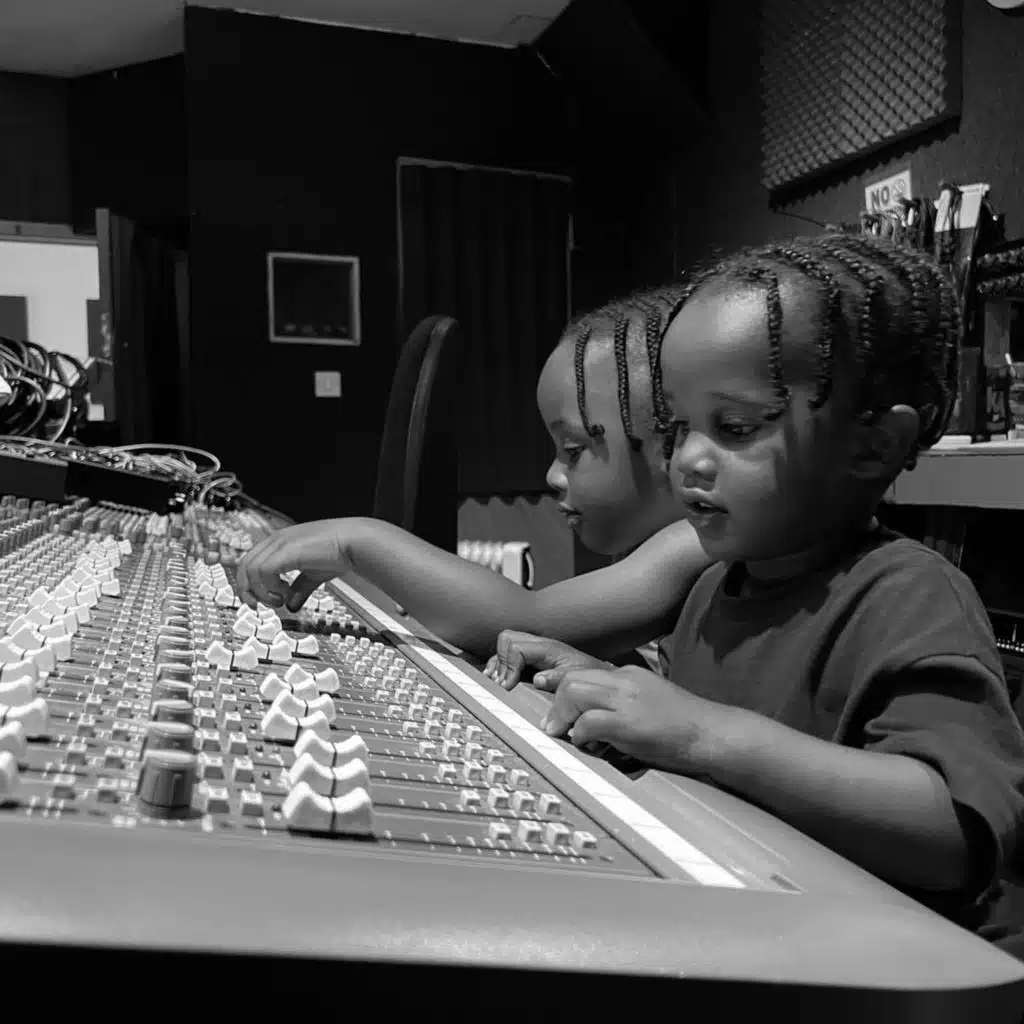 Joe Ariwa & Ashanti Selah