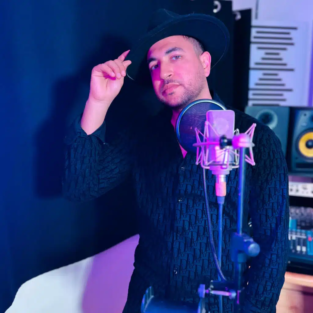 صحاك الشوق كوفر / يوسف جلزيم