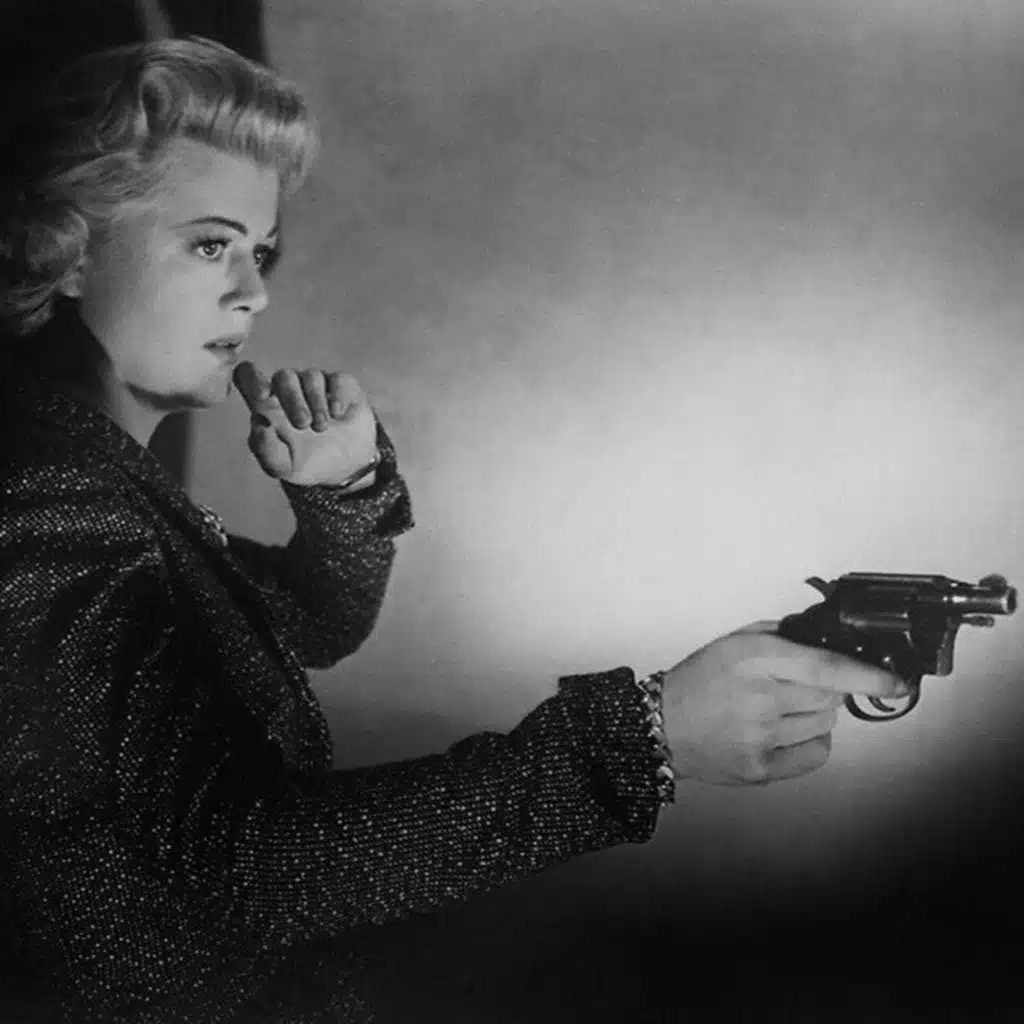 Season 5: Episode 4: Please Murder Me