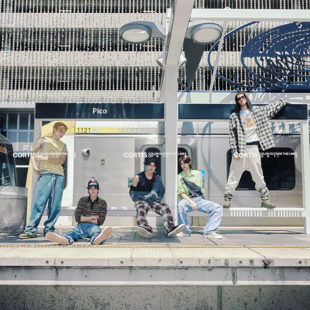 COLOR OUTSIDE THE LINES