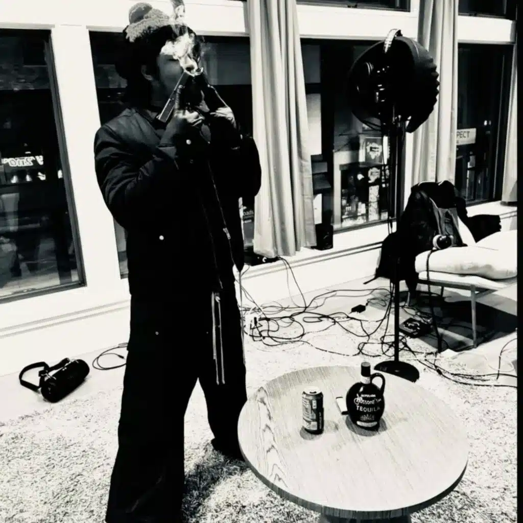 ass woopen (feat. HappyDranker)