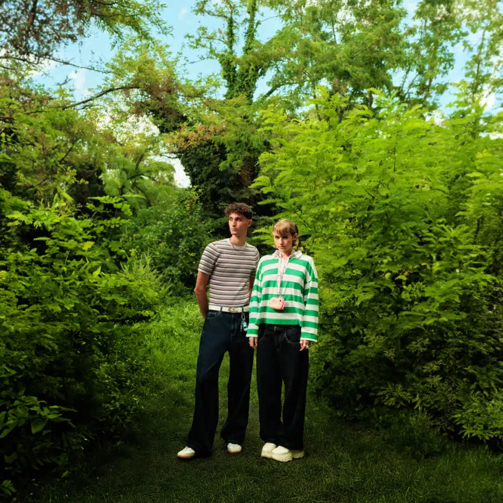 M’ama non M’ama (feat. CARO WOW)