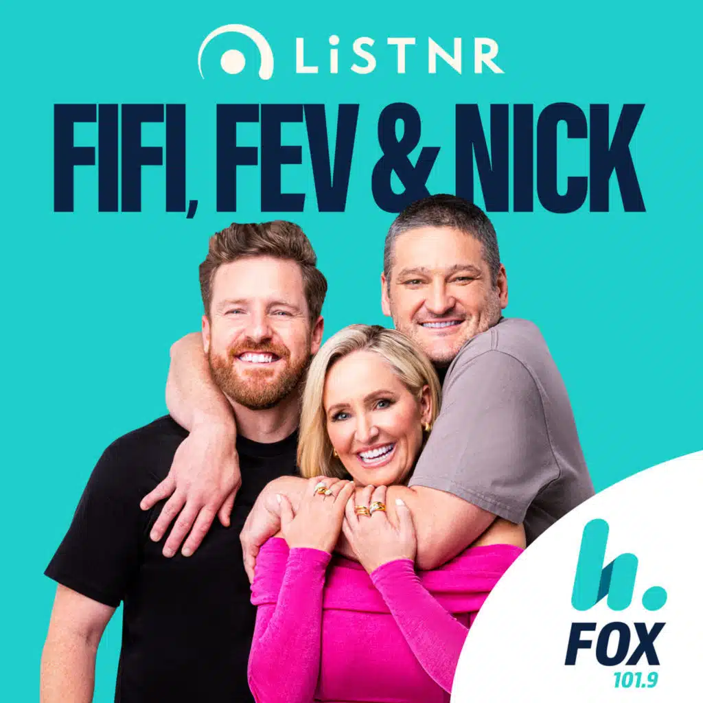 Fifi's Soccer Debut! | FULL SHOW