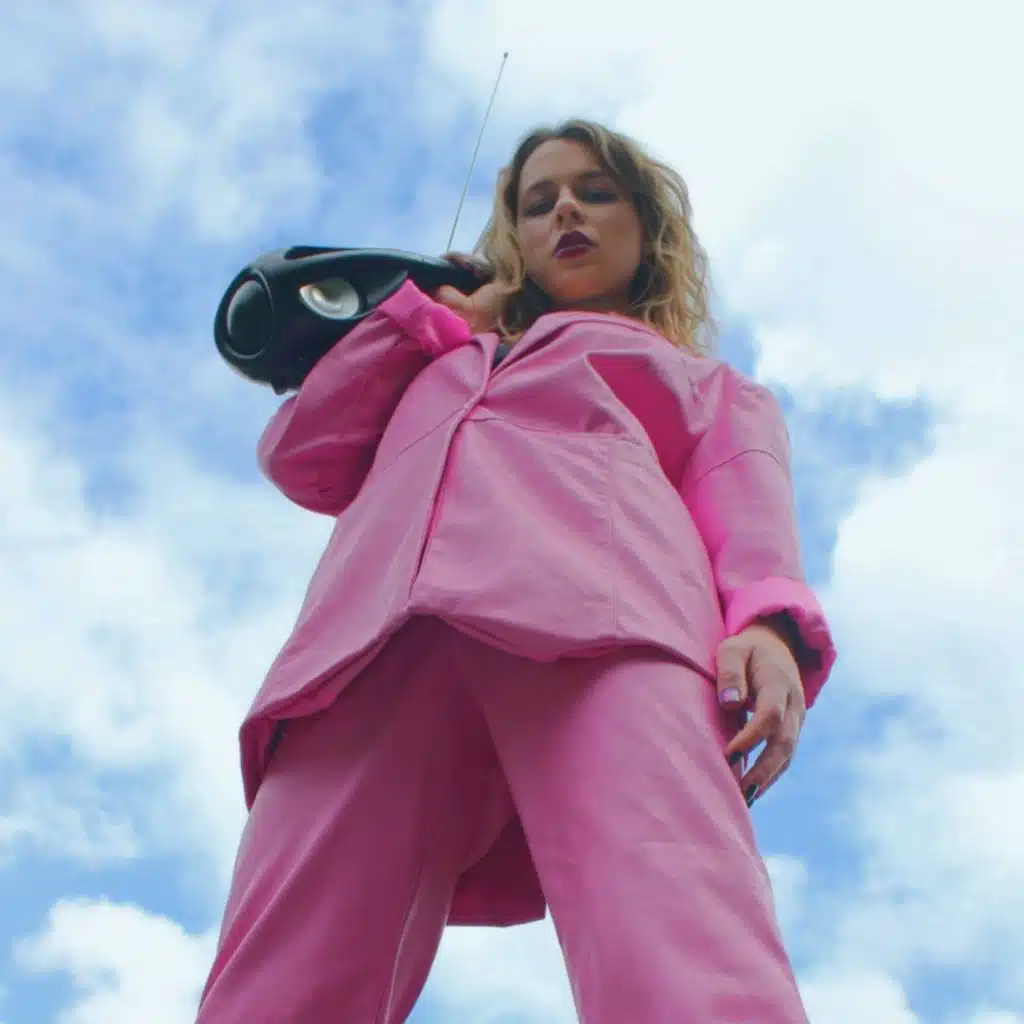 Räumungsklage (feat. Edgar Alvis)