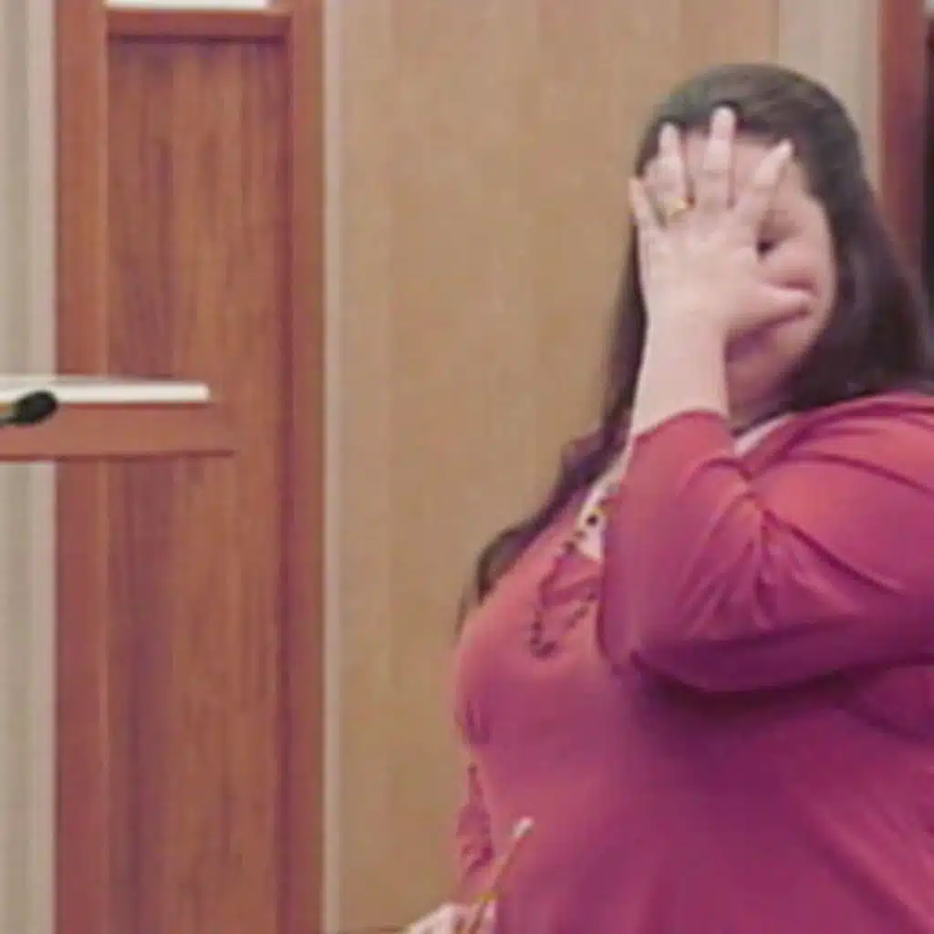 S7 Ep4: S7, The State v. Amanda Lewis - Episode 4 - The Iron Claw