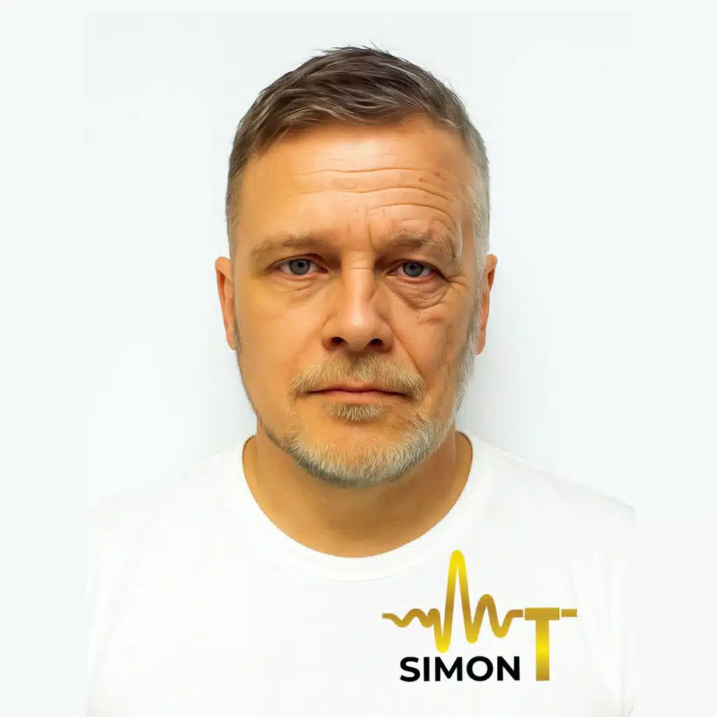 Simon T