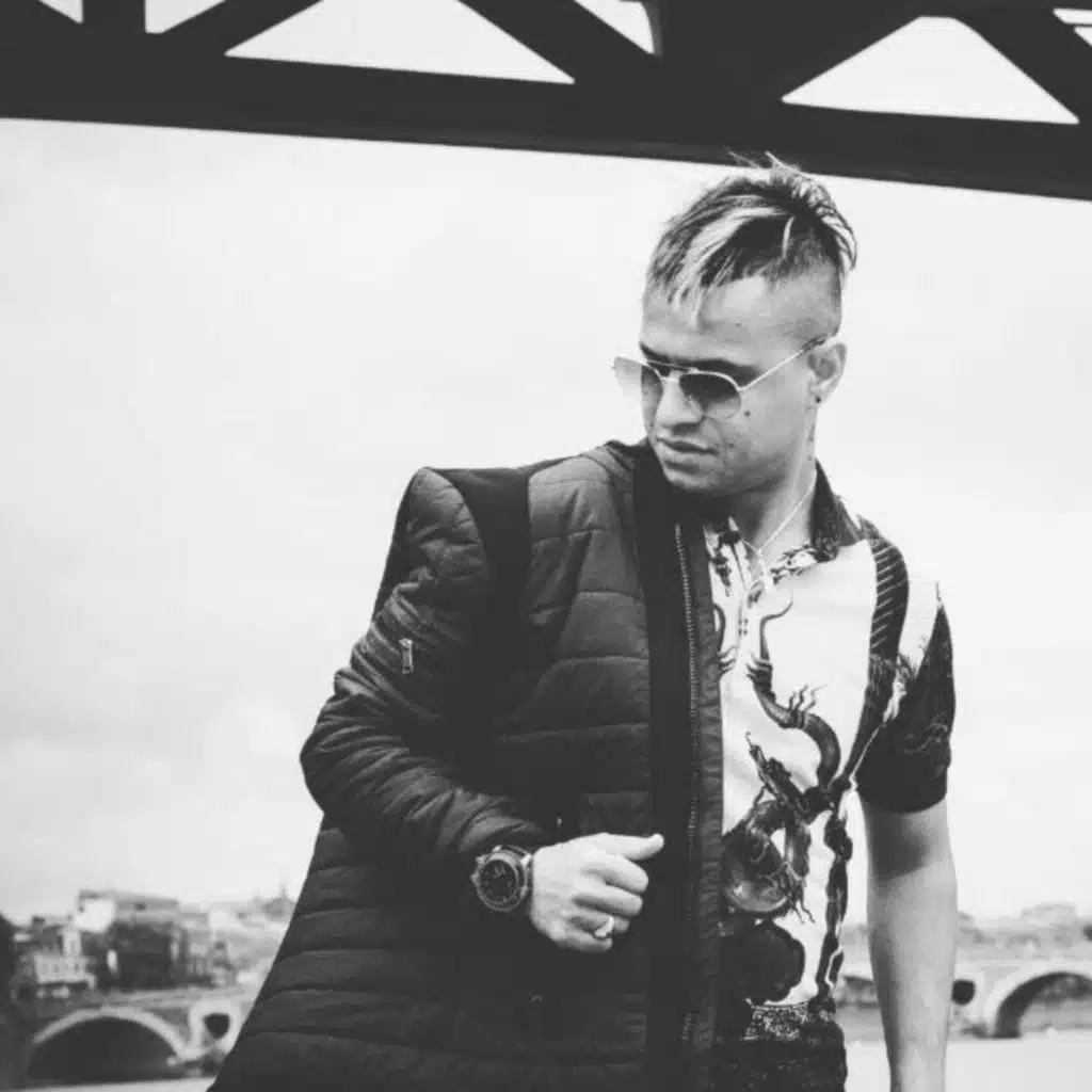 Raghwi Raghwi (Live)