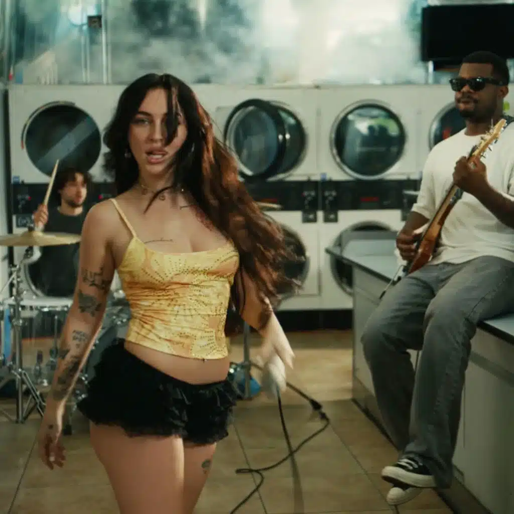 Live from the Laundromat