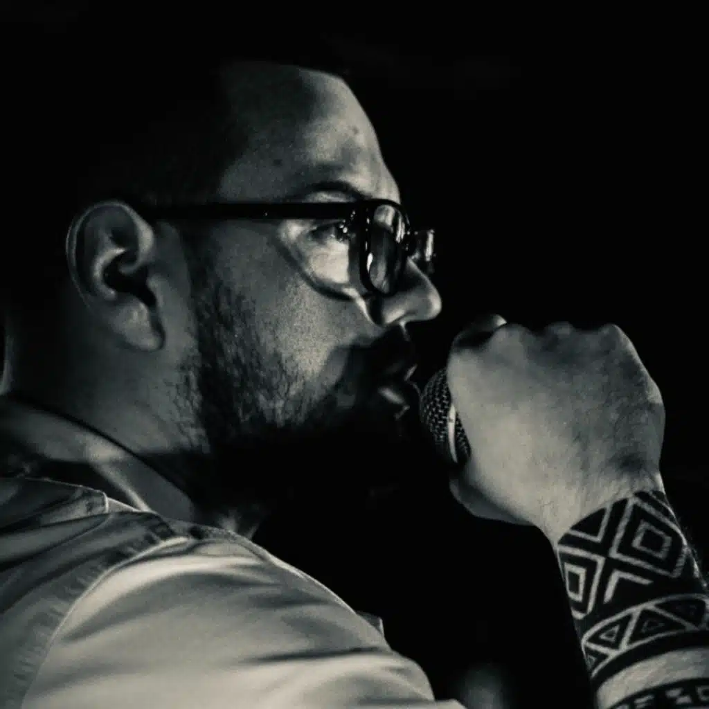 Плут MC & Gintro