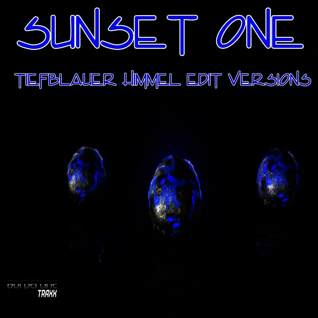 Tiefblauer Himmel Edit Versions