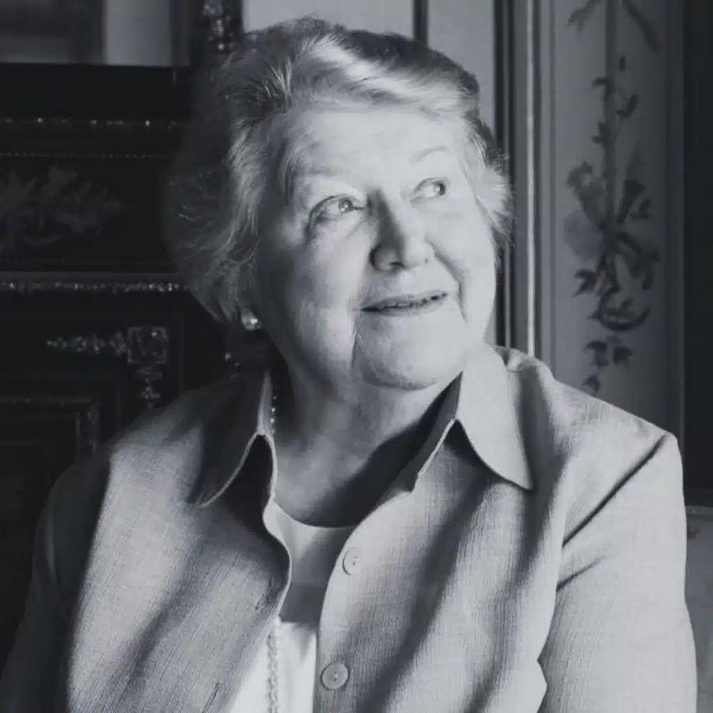 Dame Patricia Routledge (1929 - 2025)
