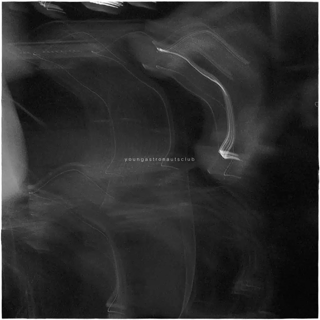 Alt (feat. Michael Macintosh & Crystal Macintosh)