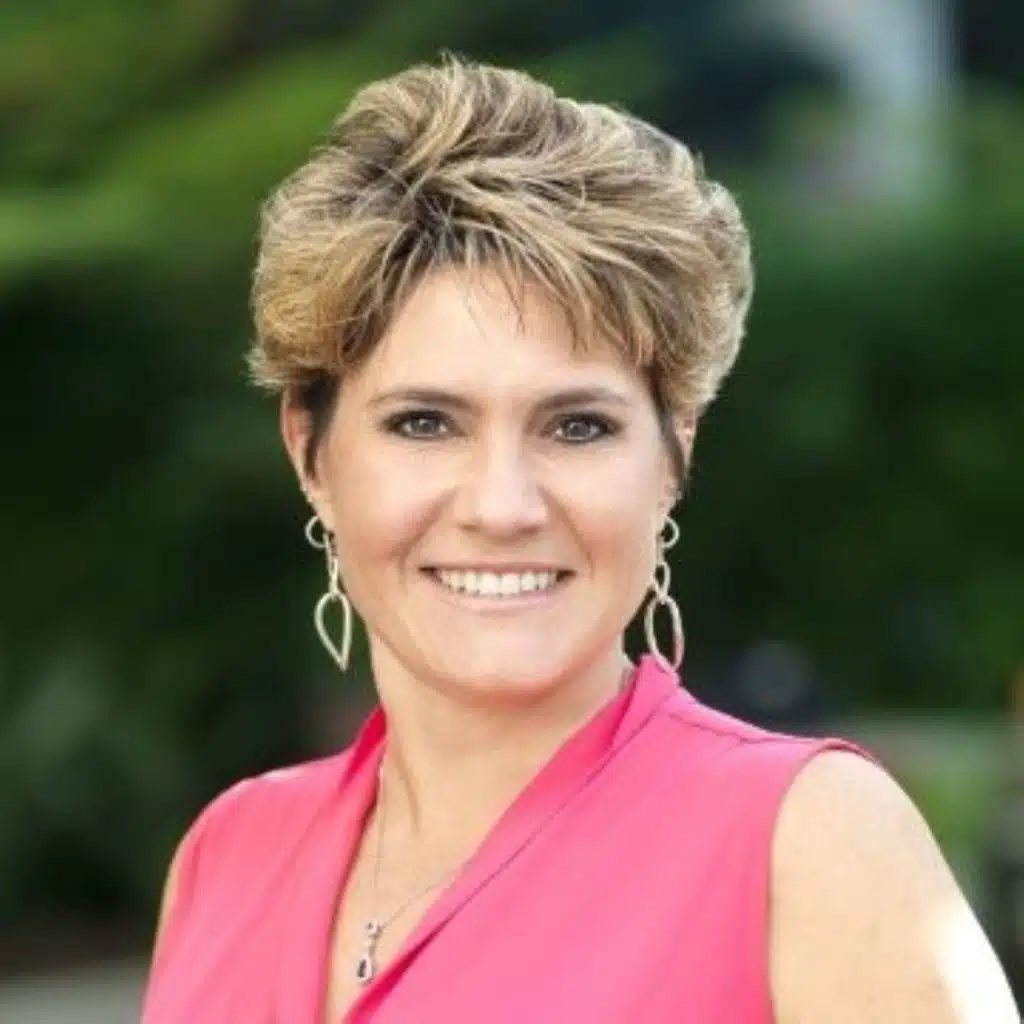 1133: Finance That Explains (and Scales) the Why | Kimberlee Duval, CFO, Cymbiotika