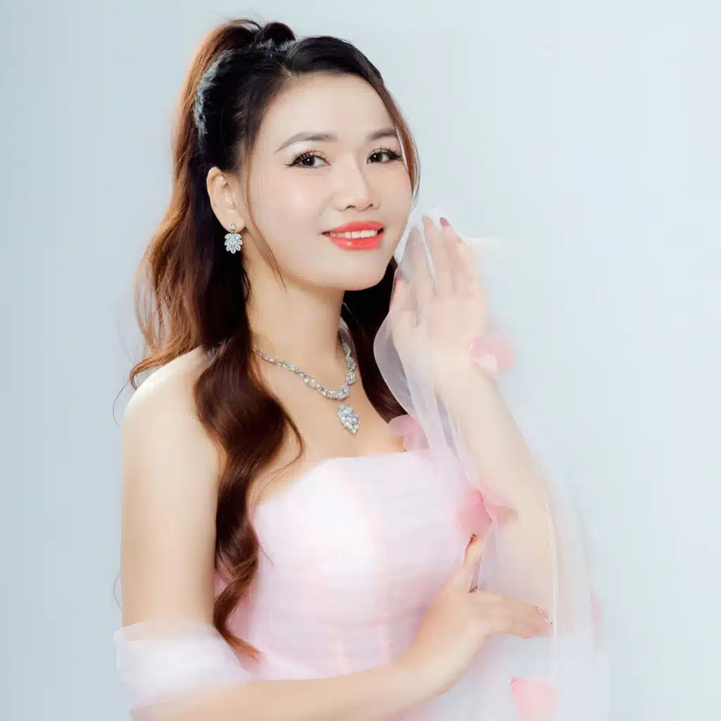 Thúy Hường