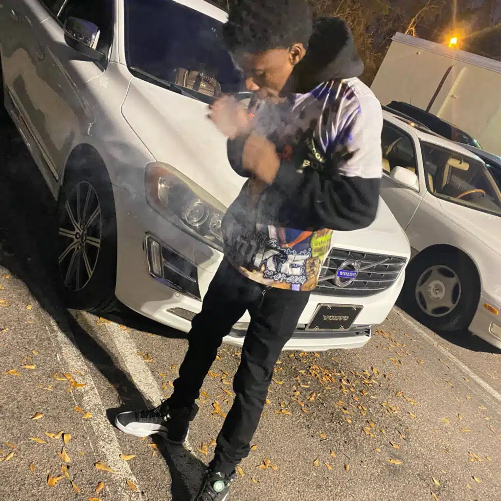 Rack racing (feat. Blizzy black)