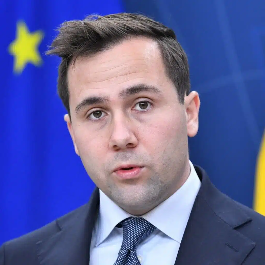 Ministers reported to parliamentary committee, another suspect in Gävle shooting, berry-pickers to get compensation, Nobel Chemistry winners