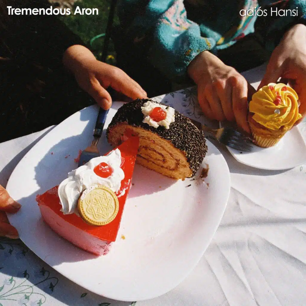 Tremendous Aron, Rachel Kitchlew, Moritz Land & alfrer