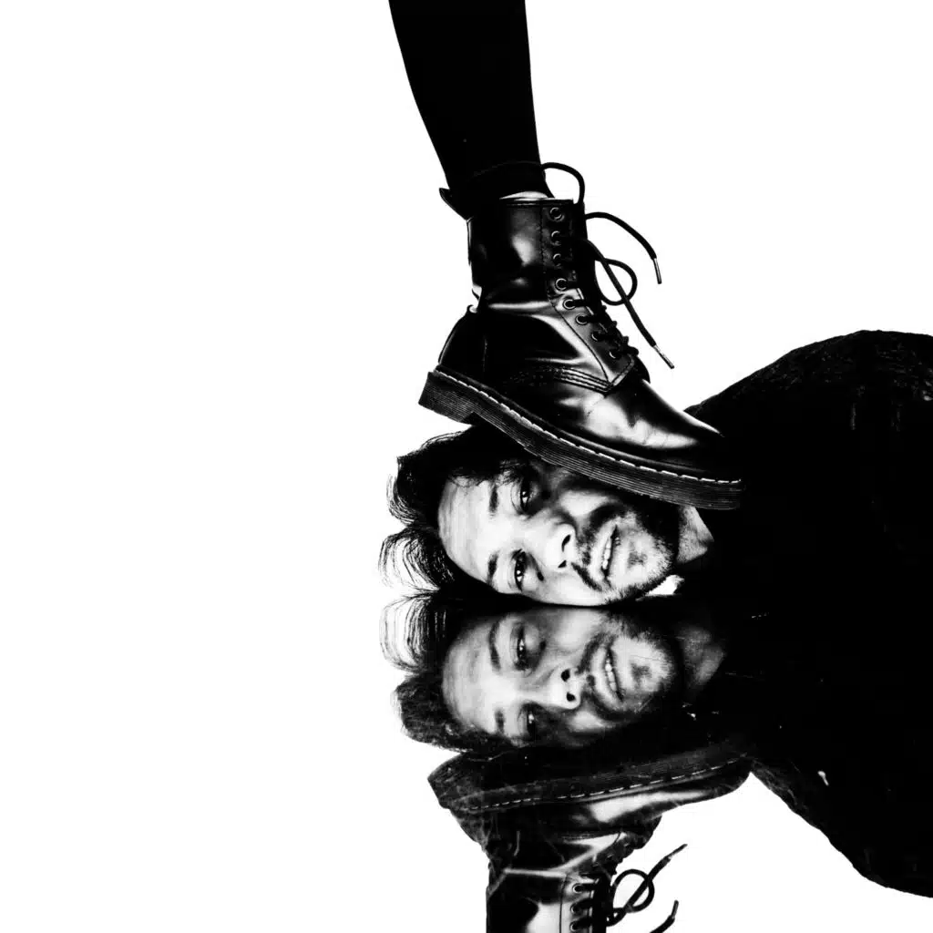 МОЛОДОСТЬ ВНУТРИ