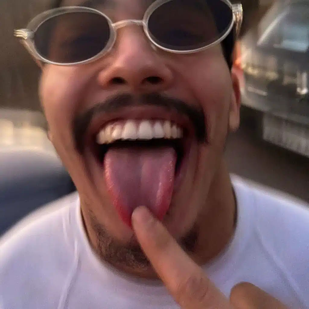 unmastered.mp3 : " chut, maman dort "