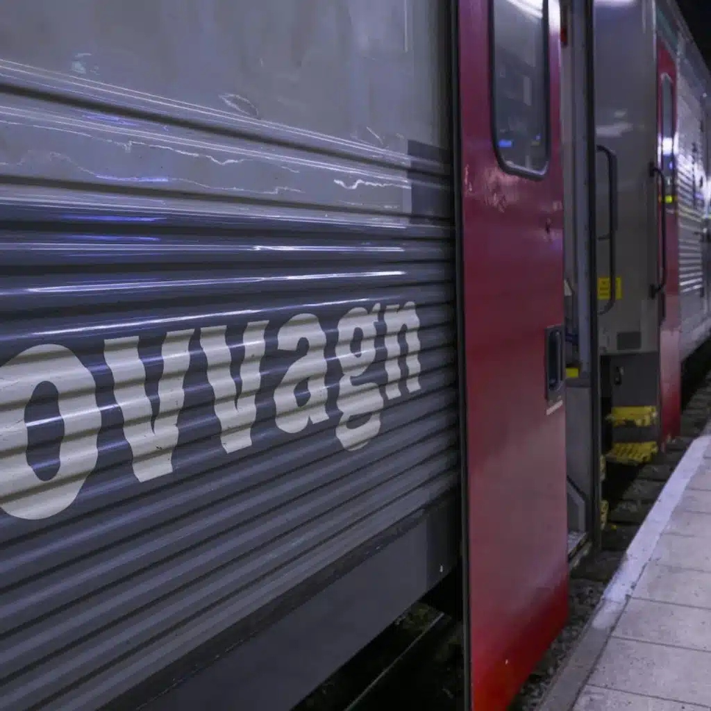 Liberals don't want Sweden Democrats in next government, Nobel Peace Prize, Stockholm shooting, SJ to stop Berlin sleeper trains