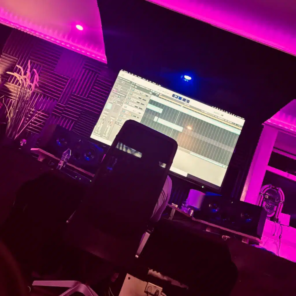 TRUST & LOYALTY (feat. jck)