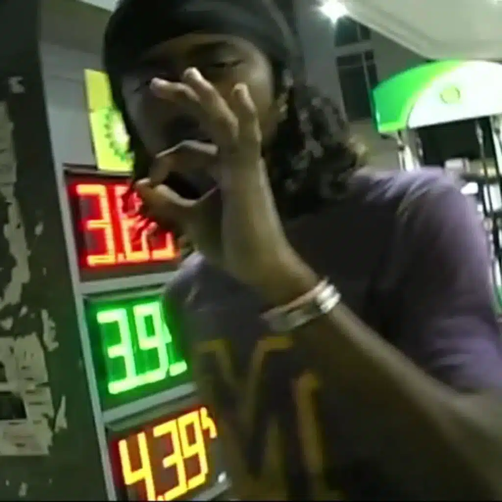 don't drink out no bottle