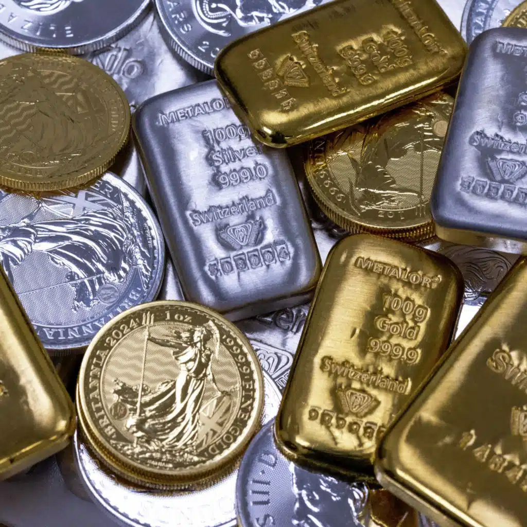 What’s Driving The Rush to Invest in Gold