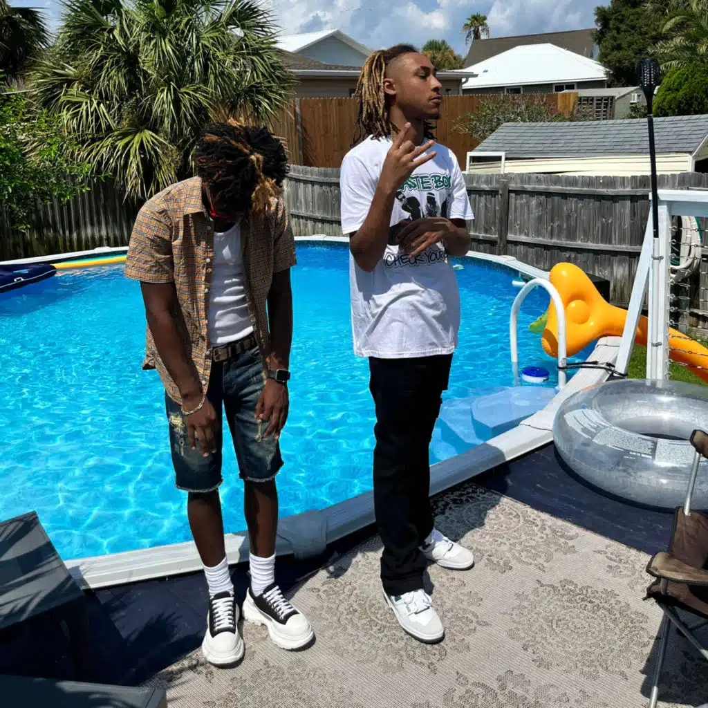 Red Opps (feat. Luhw)