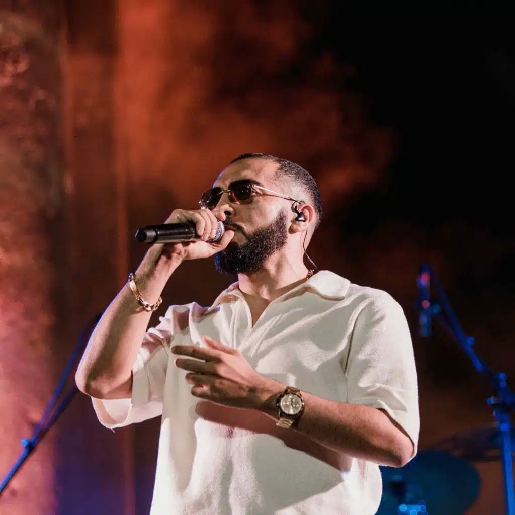 Aini fi Ainik (Live)