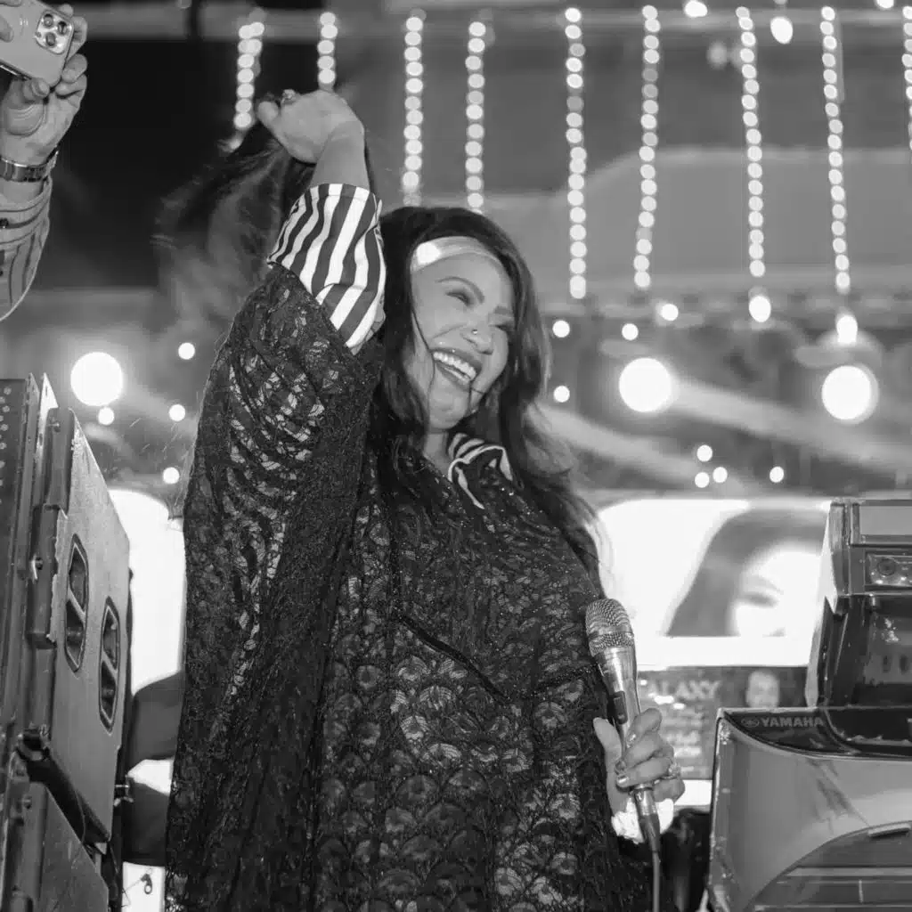 تعرف ايه اللي واجعني