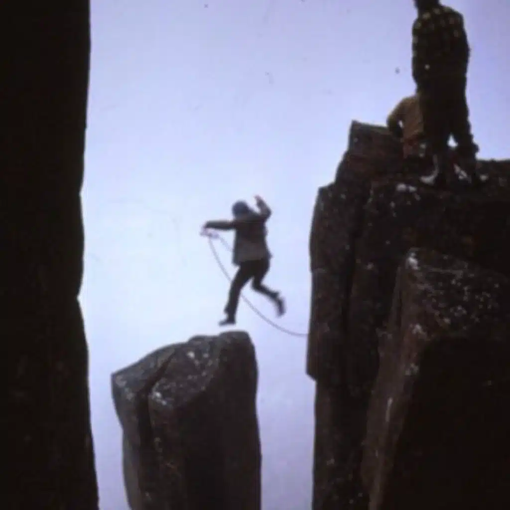 competition-azealia banks