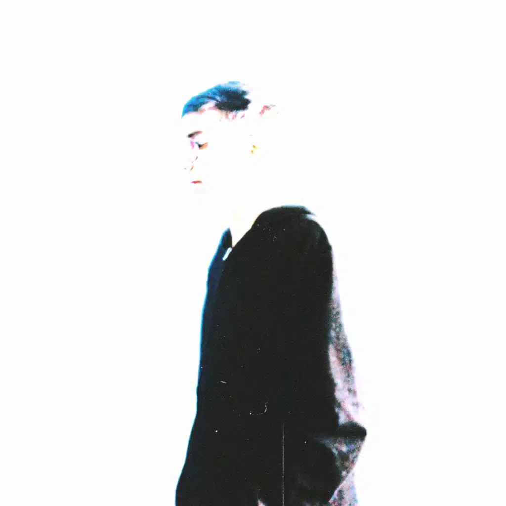 Soft Echoes That Vanish