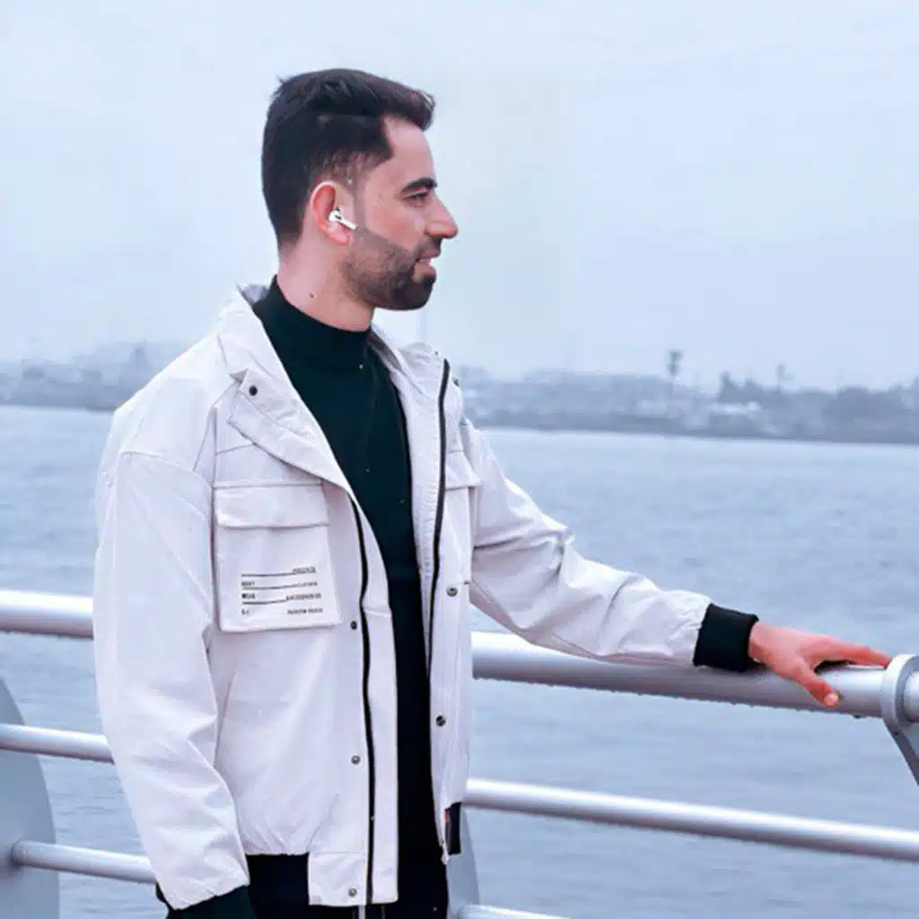 عباس الفاضل