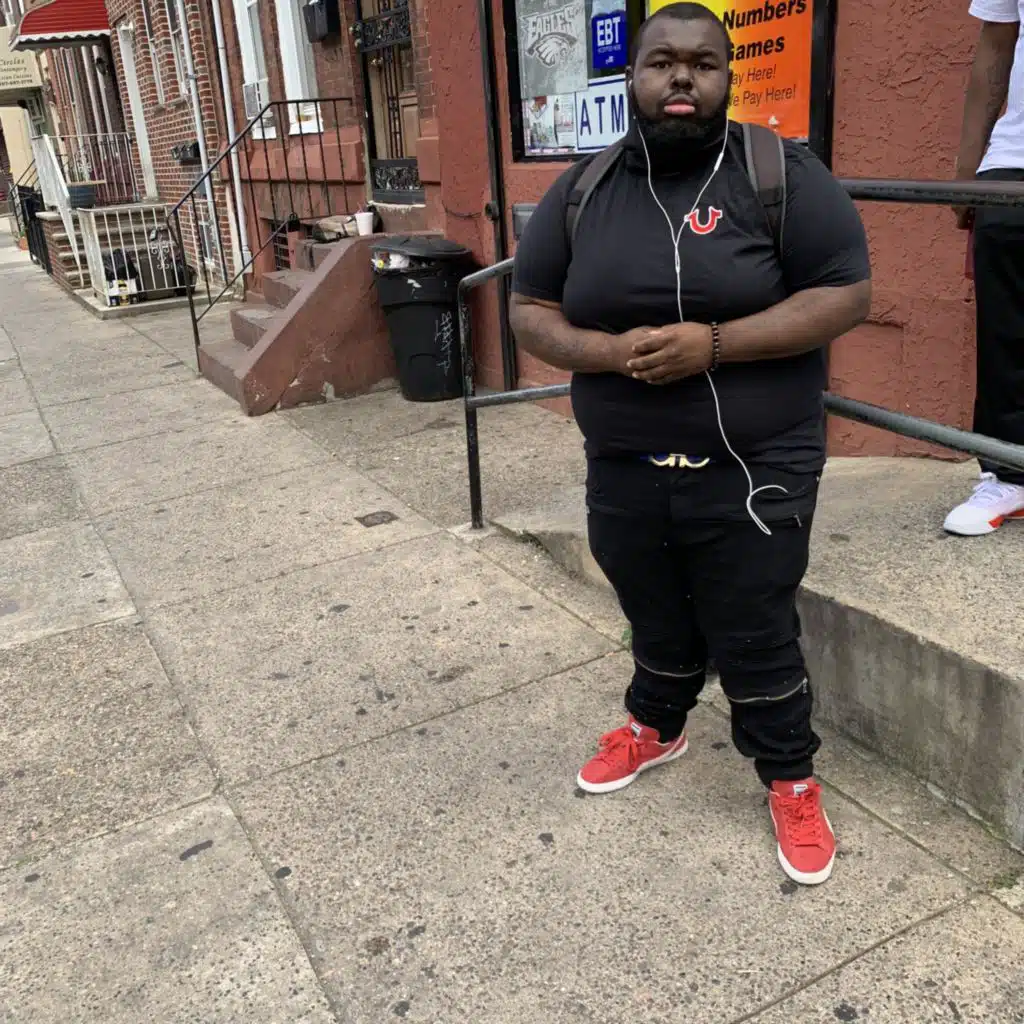 These BiTCHES DONT love me