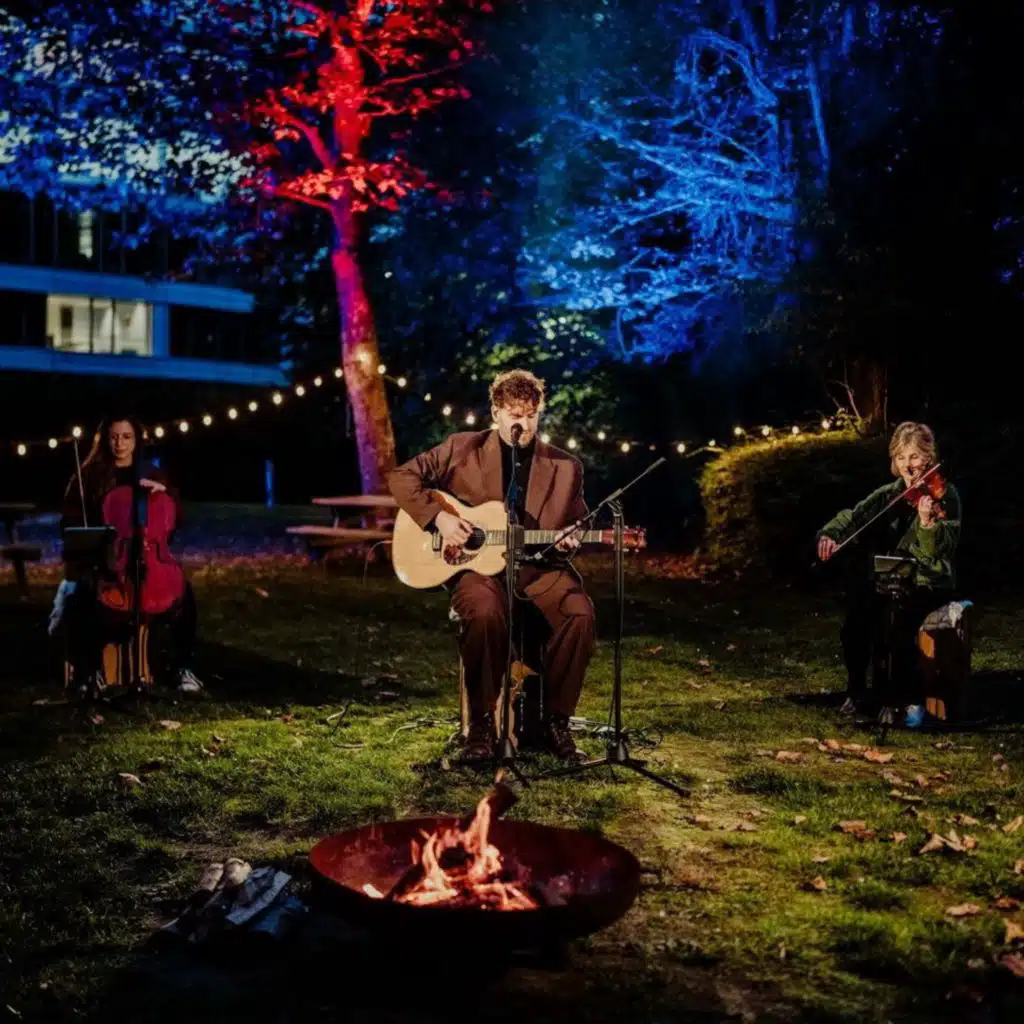 Me And My Guitar (Live @ Radio 2)