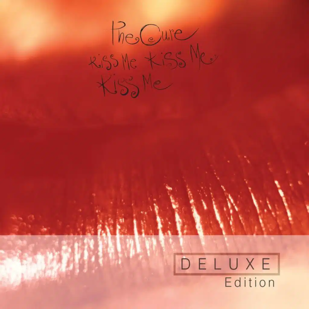 Kiss Me Kiss Me Kiss Me (Deluxe Edition)
