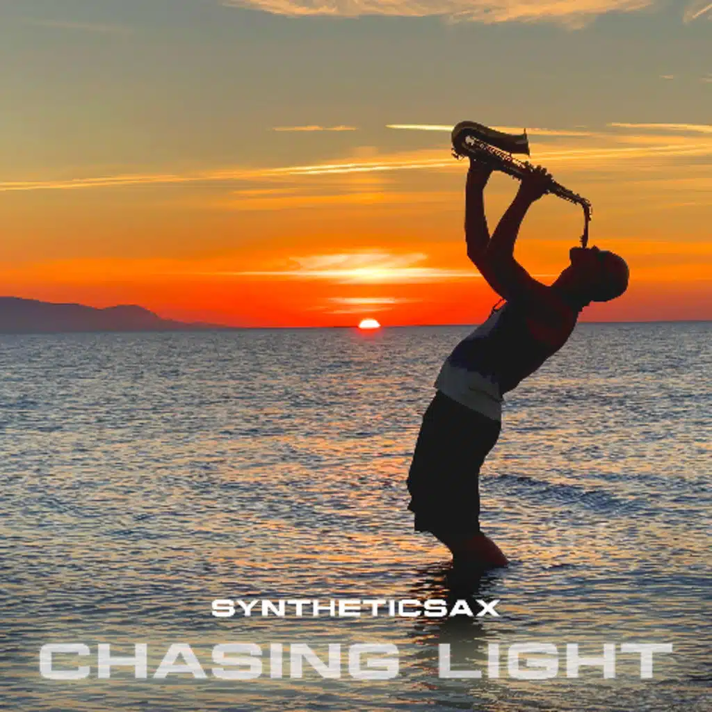 Syntheticsax - Chasing Light