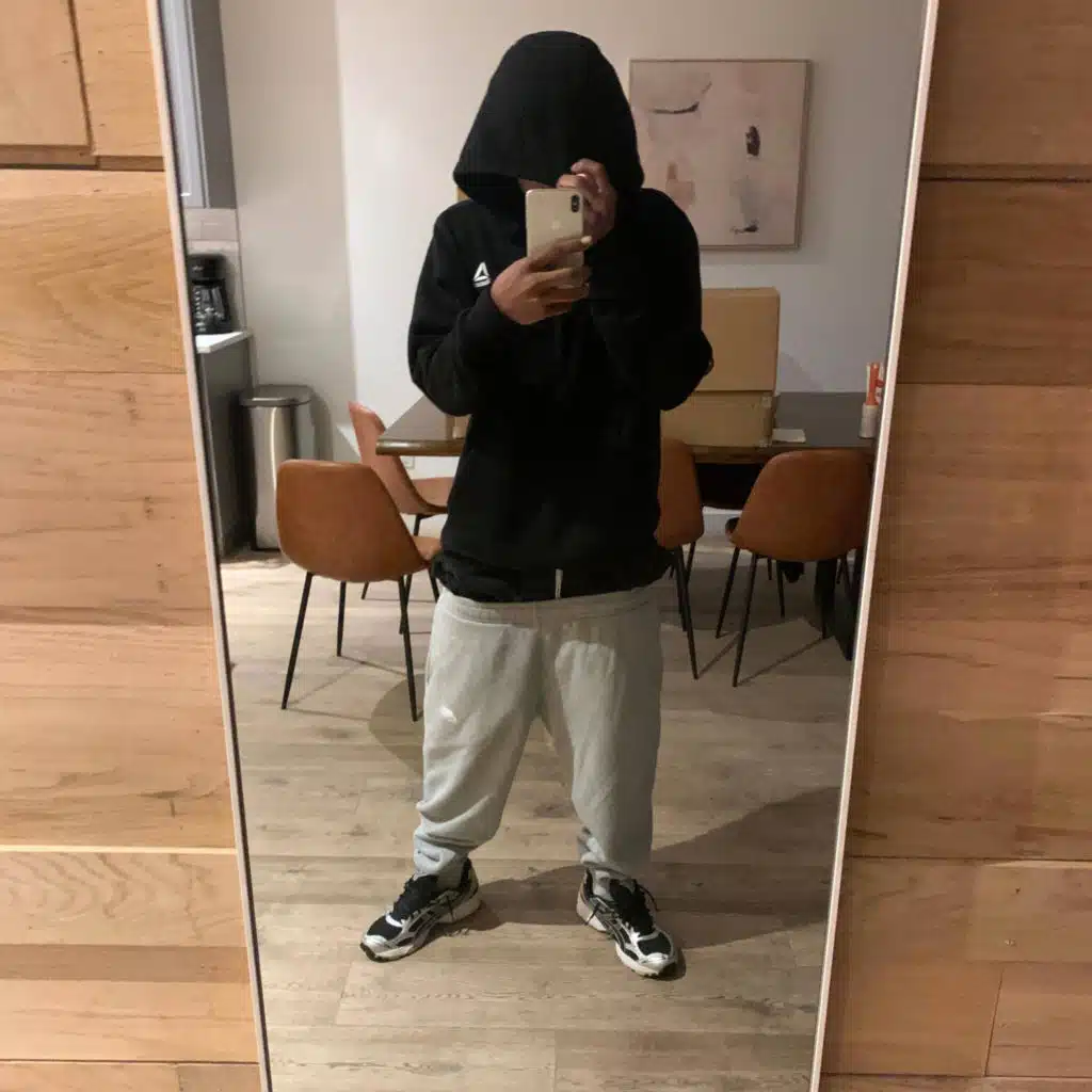 Stay widda stick (feat. Kaigzz, Tgr1st & Tripp)