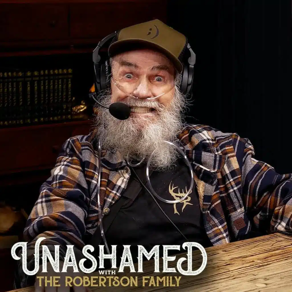 Ep 1202 | Uncle Si Crashes the Podcast to Show Off His New Smile & Jase Is Shocked