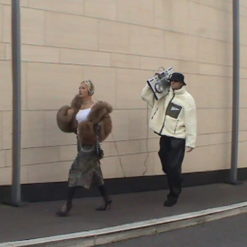 Влюблена в МДК (Dubstep remix)