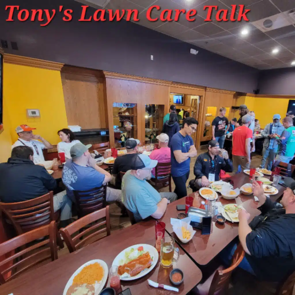 EL NOPAL LIVE interviews from EQUIP 