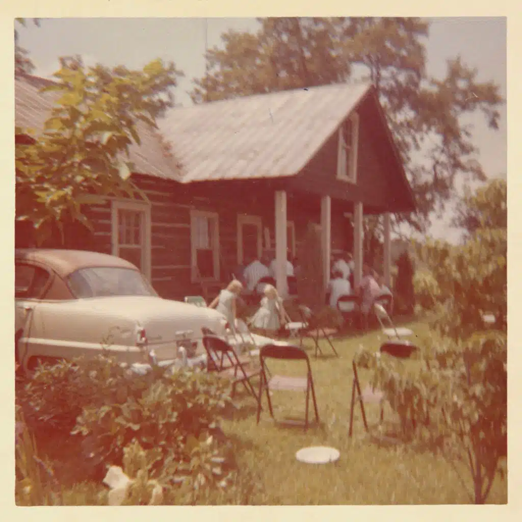 Back Home (feat. Steve Earle)