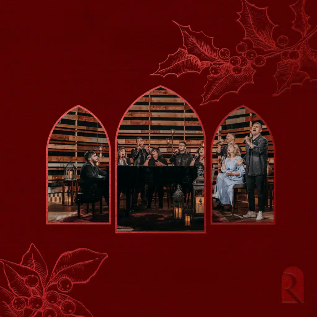 Noche De Paz / Venid Fieles Todos / Exaltate (Medley) (Live)