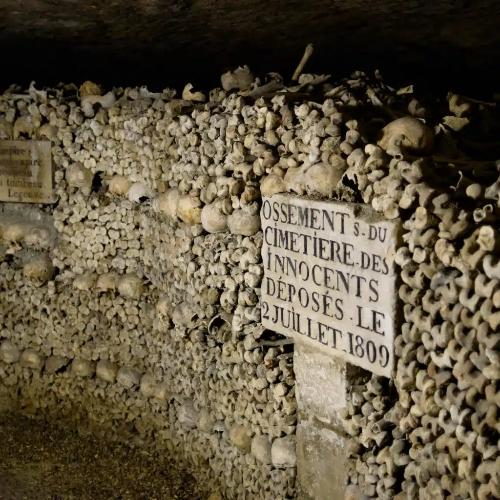 Paris Catacombs (S5.04)