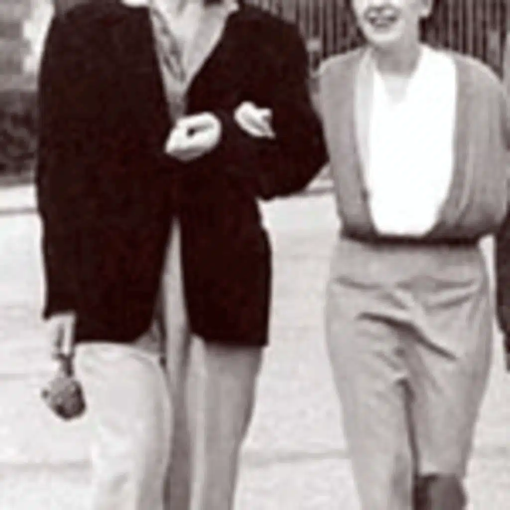 Il y avait, par Edith Piaf et Charles Aznavour.