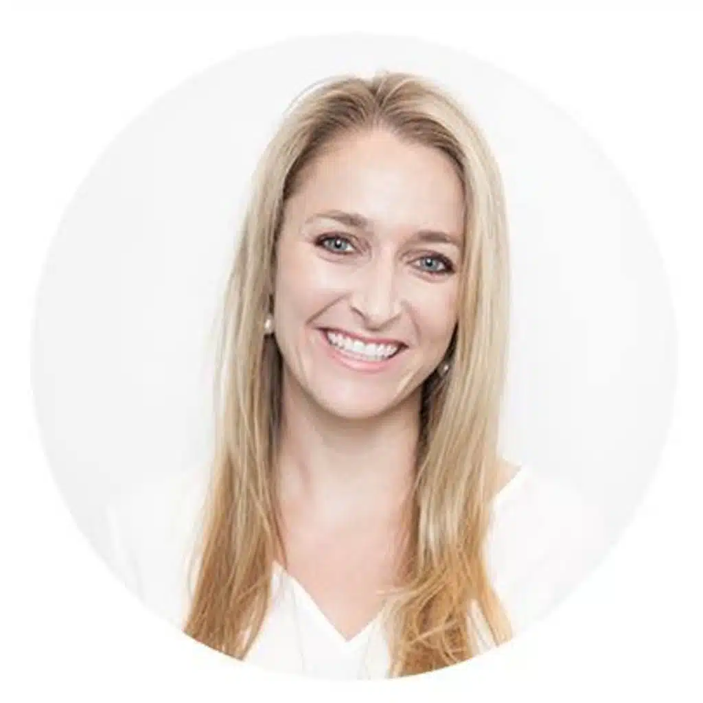 Episode 2 - Interview with Lauren McMeikan, MFT - A therapist at the OCD Center of Los Angeles