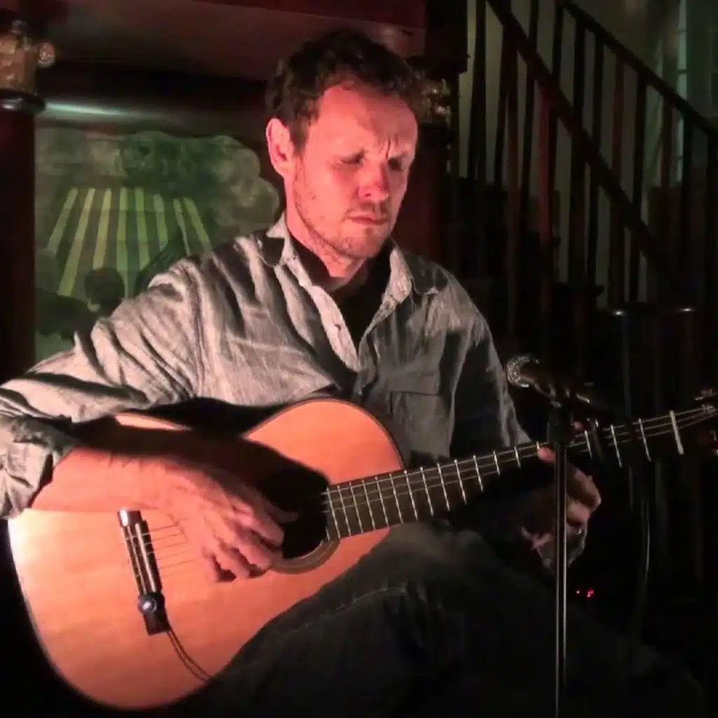 South African Guitarist Derek Gripper Translates Kora and J.S. Bach, In-Studio