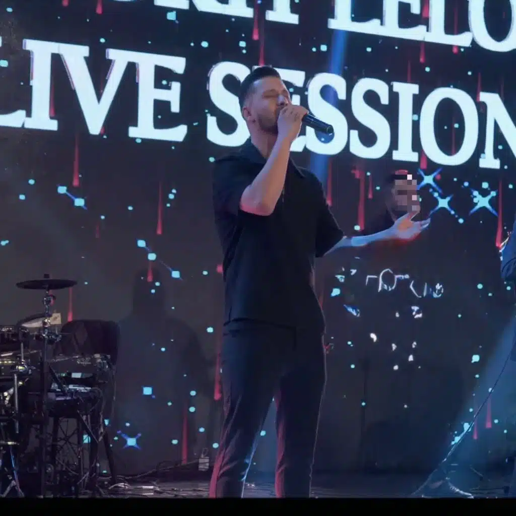 Tingujt e kitares (Live)