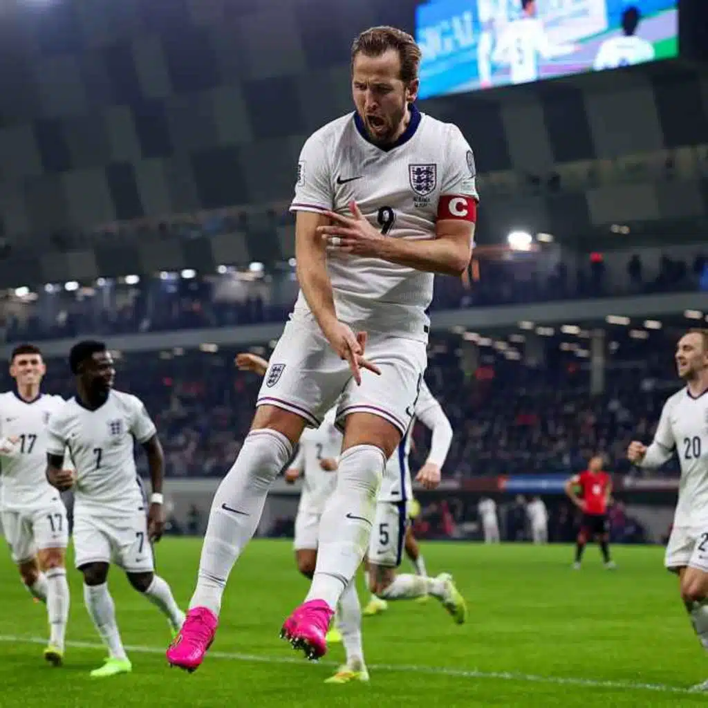 Harry Kane scores TWICE as Three Lions secure 100% record in World Cup Qualifiers! 🔴💯